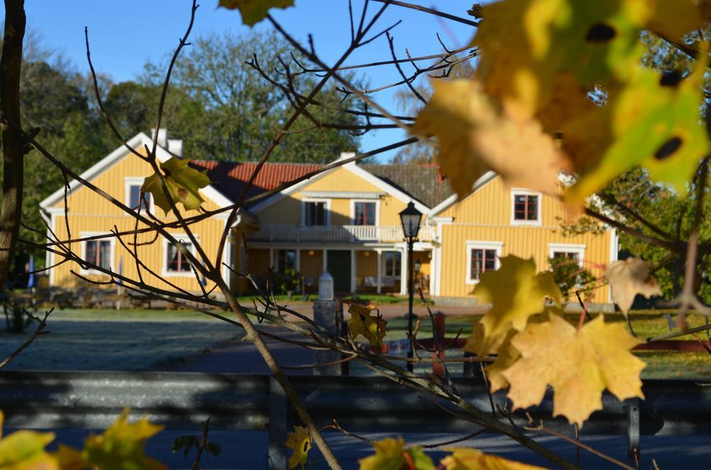 Hôtel Broby Gard à Märsta Extérieur photo